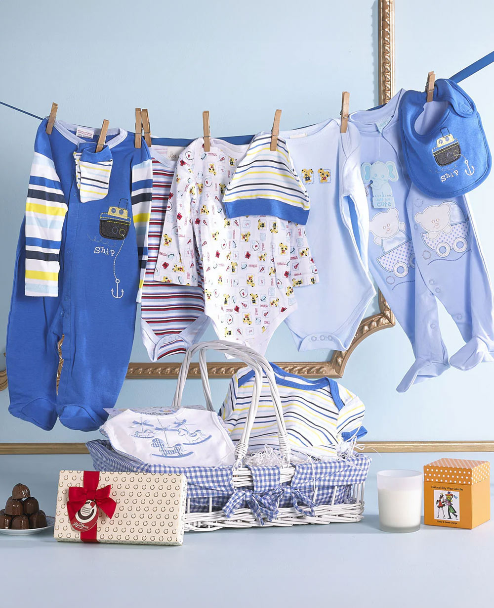 Baby Boy New-Born Bundle Gift Hamper Baby Boy New-Born Bundle Gift Hamper